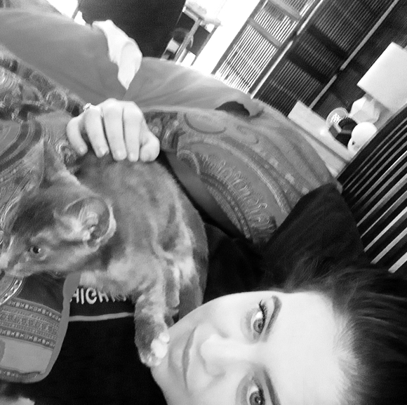 Meet your Posher, Carly - Picture 13 of 16